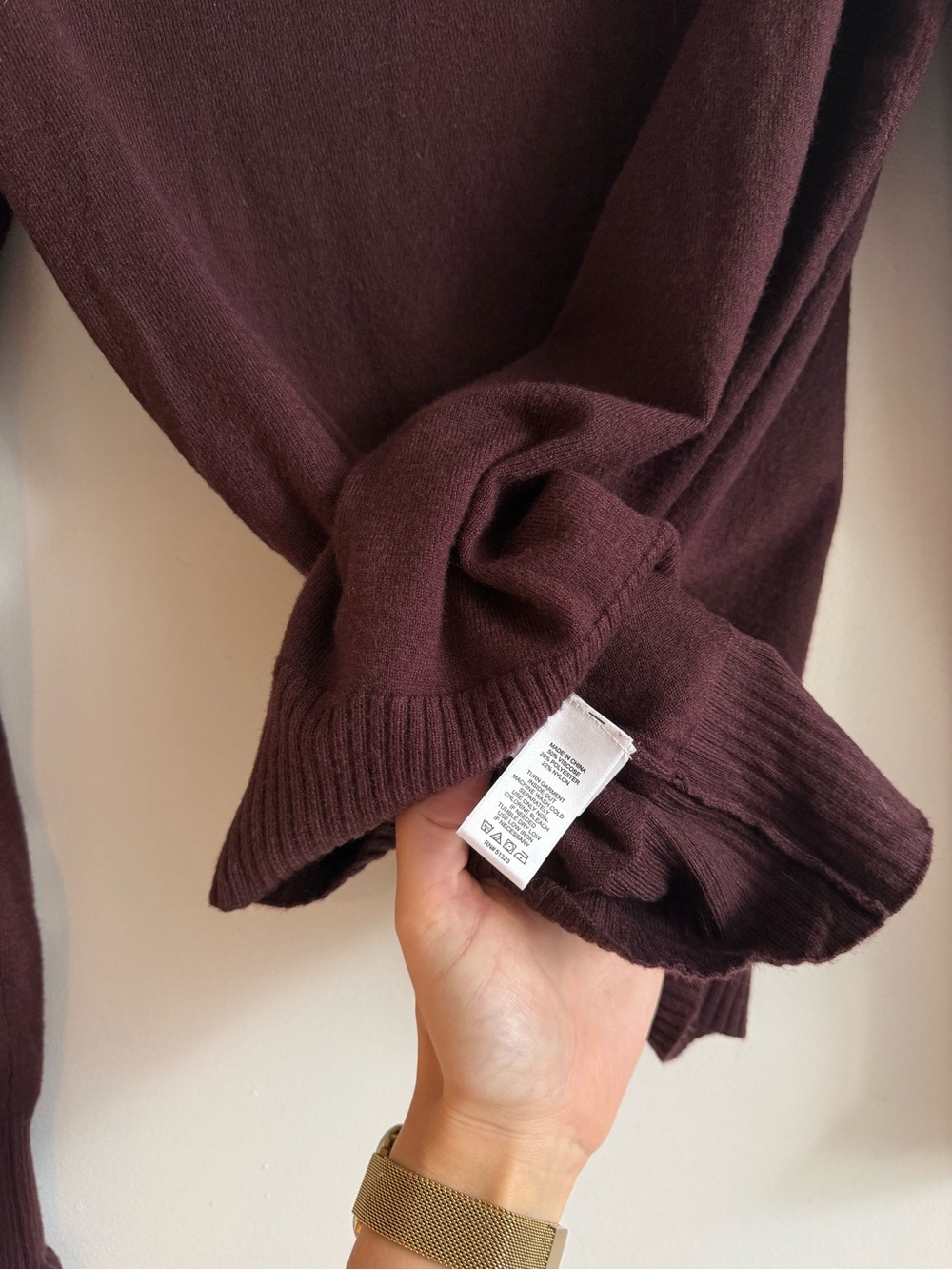 CeCe Ruffle Mock Neck Sweater - M - Picture 5 of 6
